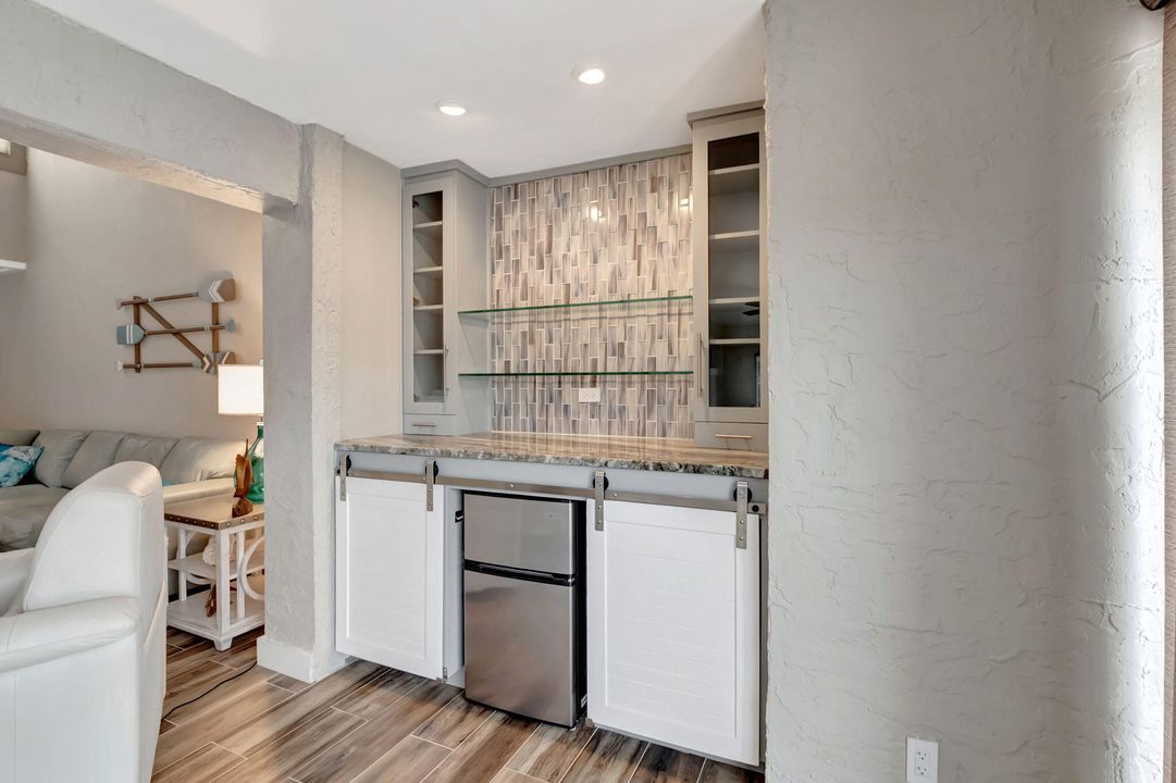 For Sale: $414,000 (2 beds, 2 baths, 1767 Square Feet)