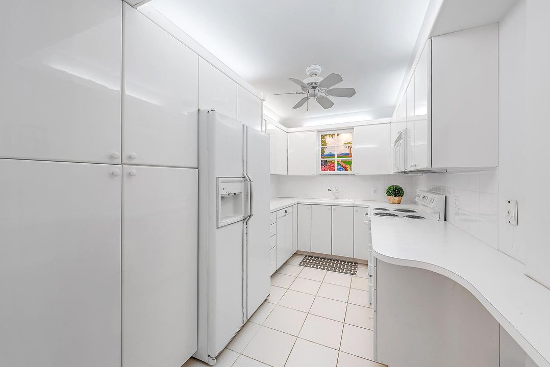 For Sale: $499,000 (2 beds, 2 baths, 1457 Square Feet)