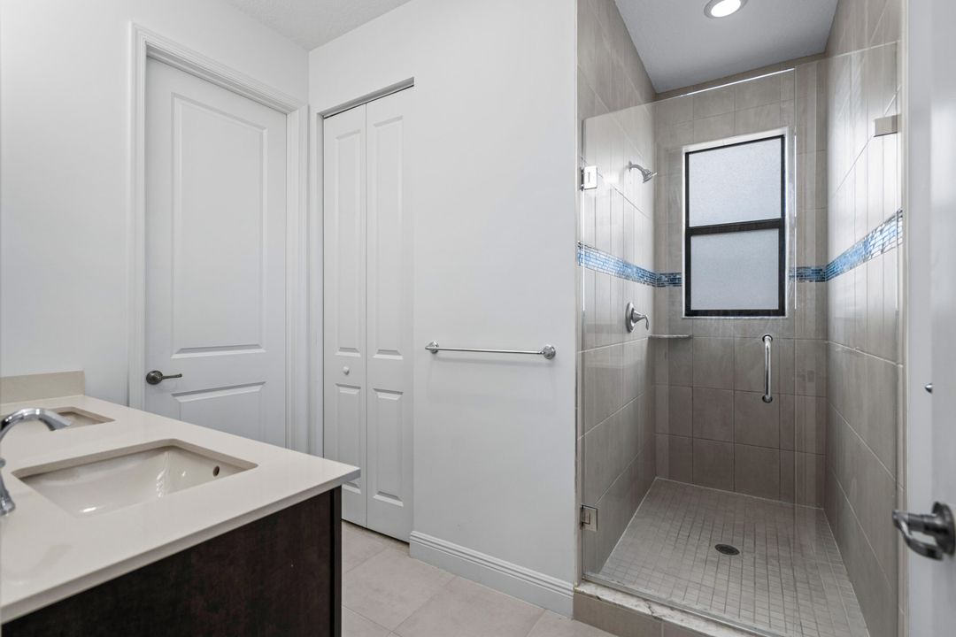 For Sale: $585,500 (3 beds, 2 baths, 1712 Square Feet)