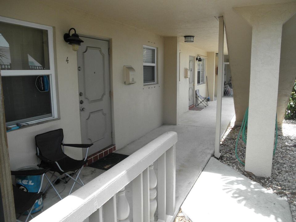 For Rent: $1,500 (1 beds, 1 baths, 615 Square Feet)