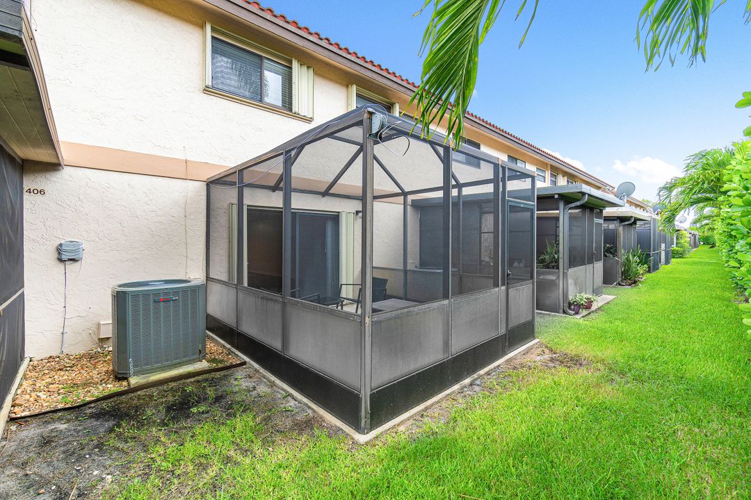 For Sale: $450,000 (3 beds, 2 baths, 1604 Square Feet)