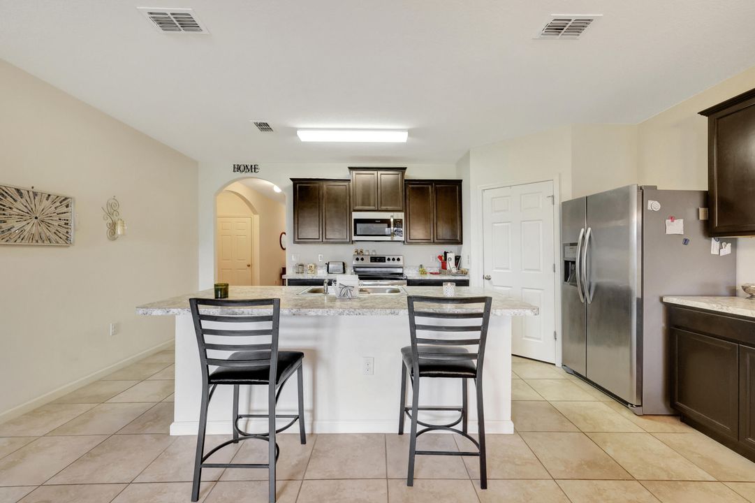 For Sale: $429,900 (4 beds, 2 baths, 1872 Square Feet)