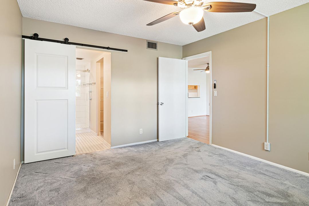 For Sale: $235,000 (2 beds, 2 baths, 1100 Square Feet)