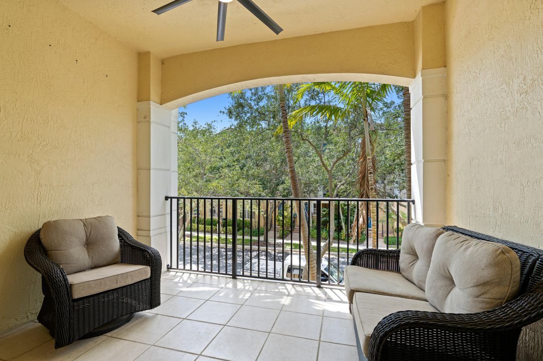 For Sale: $459,900 (3 beds, 2 baths, 1540 Square Feet)