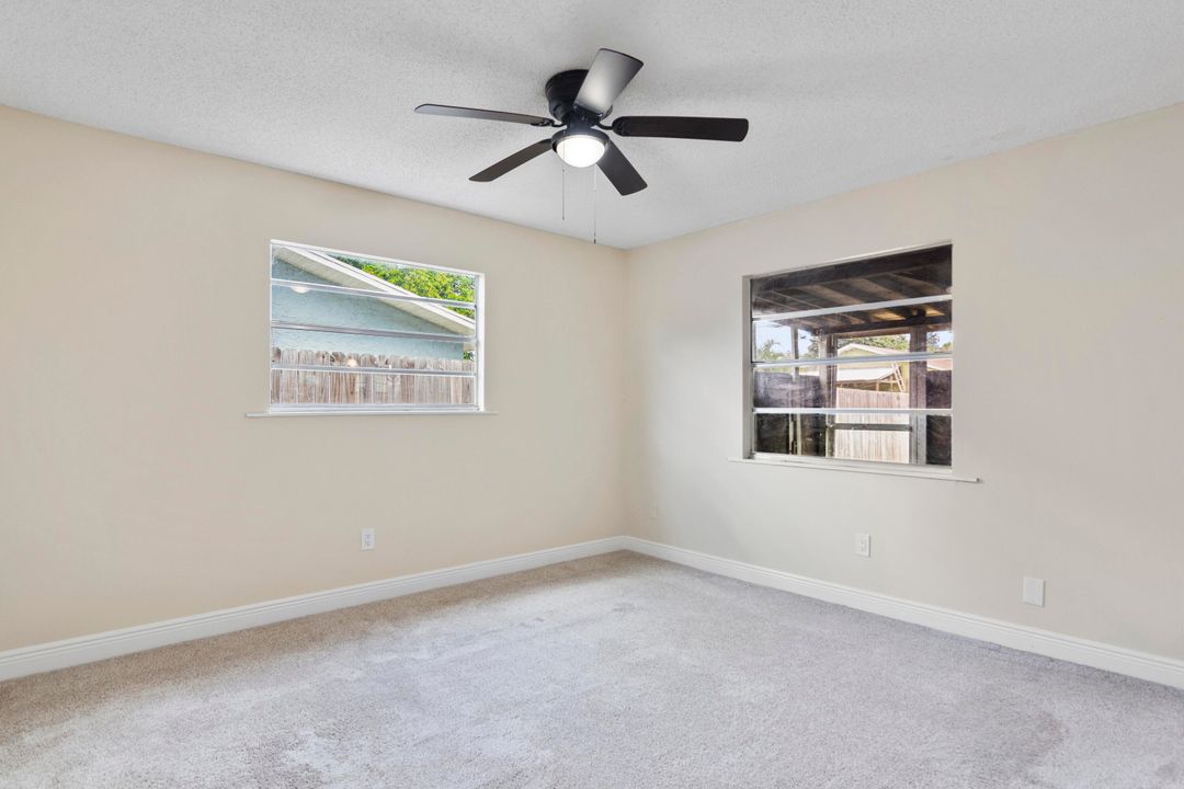 For Sale: $279,000 (3 beds, 2 baths, 1140 Square Feet)