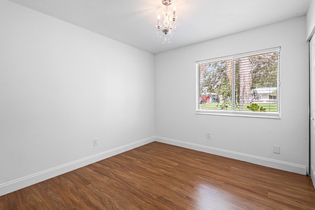 Active With Contract: $2,800 (3 beds, 2 baths, 1320 Square Feet)