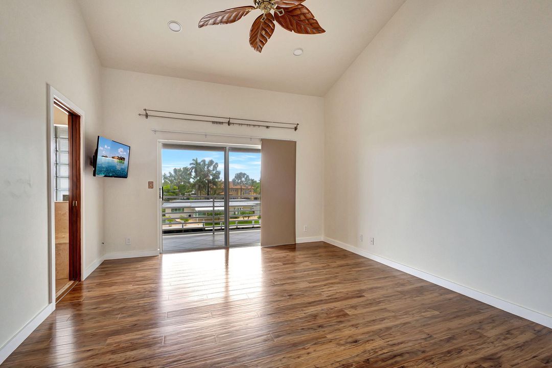 For Sale: $675,000 (2 beds, 2 baths, 1580 Square Feet)