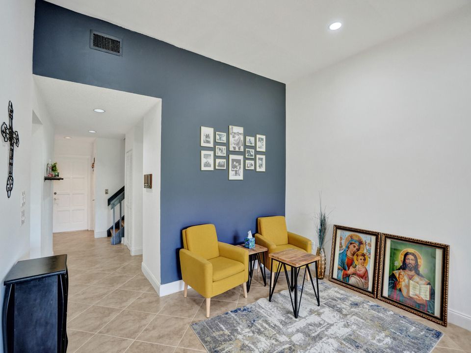 For Sale: $530,000 (3 beds, 2 baths, 1793 Square Feet)