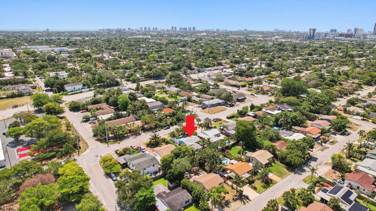 For Sale: $945,000 (3 beds, 2 baths, 1347 Square Feet)