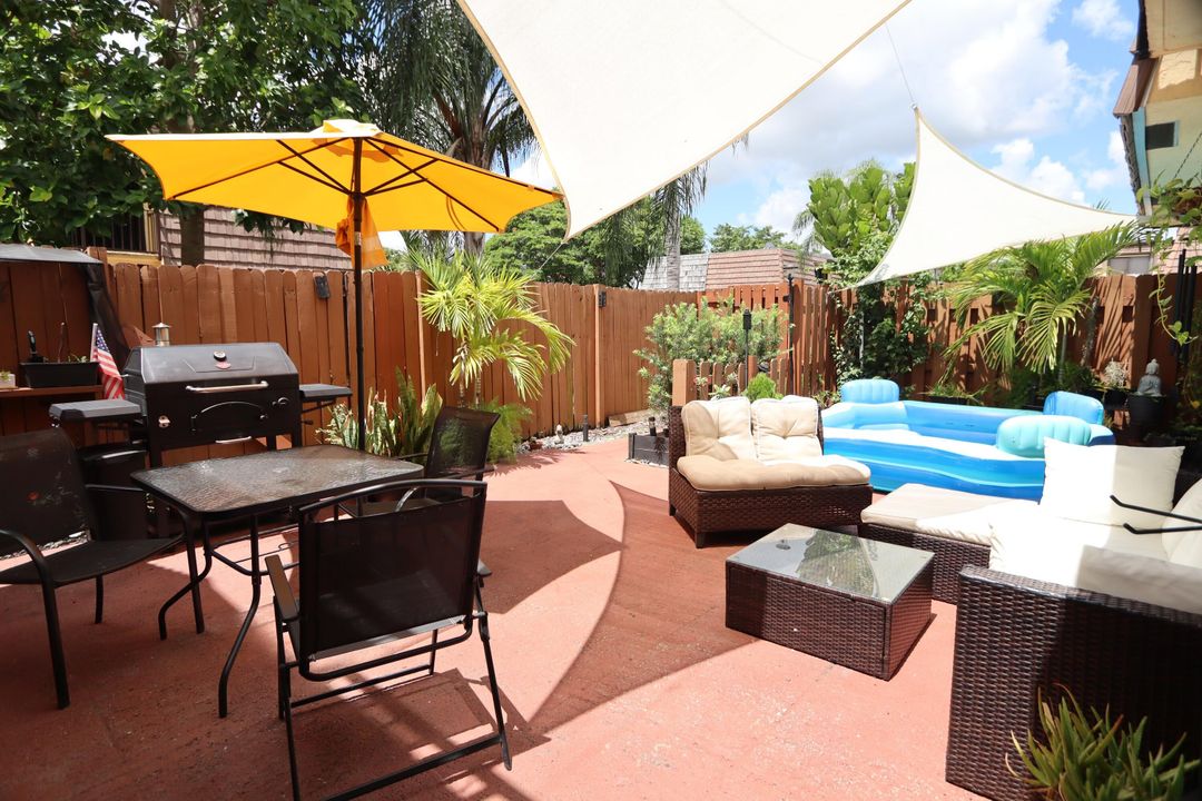 For Sale: $365,000 (3 beds, 2 baths, 1540 Square Feet)