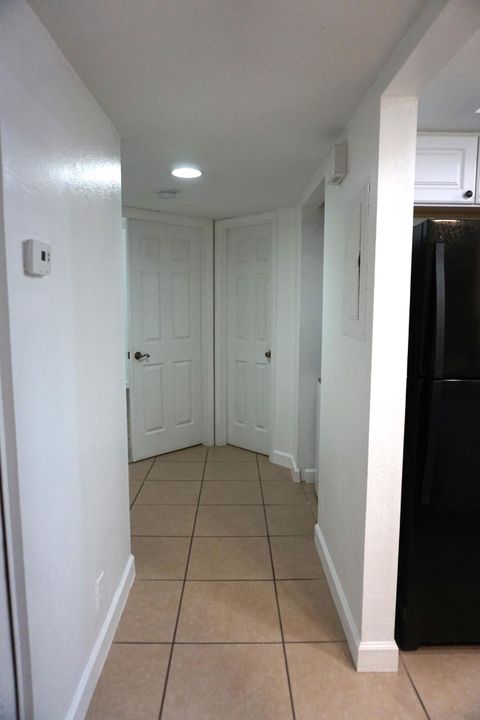 For Rent: $1,850 (2 beds, 2 baths, 886 Square Feet)