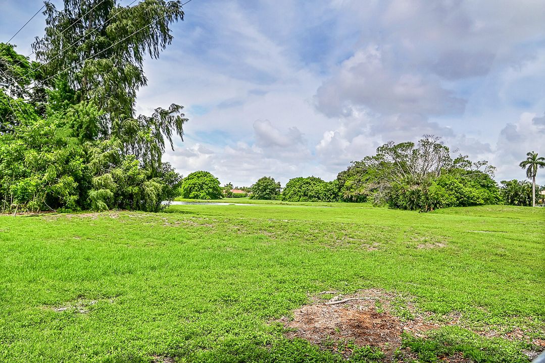 For Sale: $1,150,000 (2 beds, 2 baths, 2460 Square Feet)