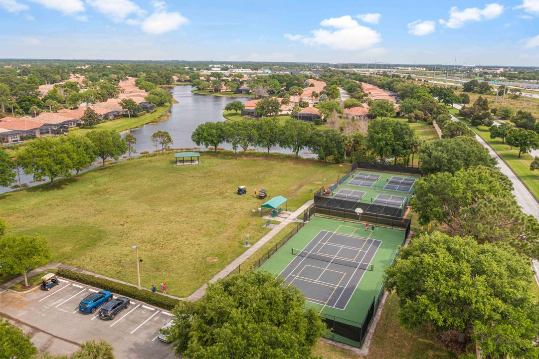 For Sale: $849,000 (4 beds, 2 baths, 2302 Square Feet)