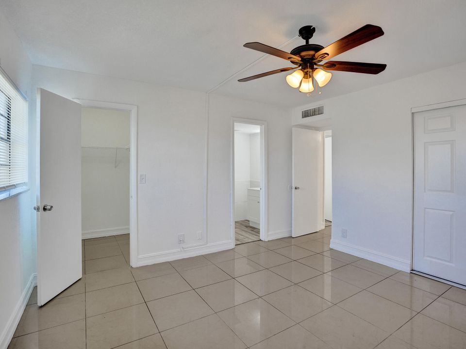 For Rent: $2,500 (3 beds, 2 baths, 1440 Square Feet)