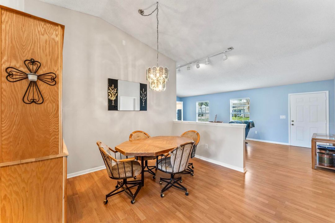 For Sale: $444,000 (3 beds, 2 baths, 1512 Square Feet)
