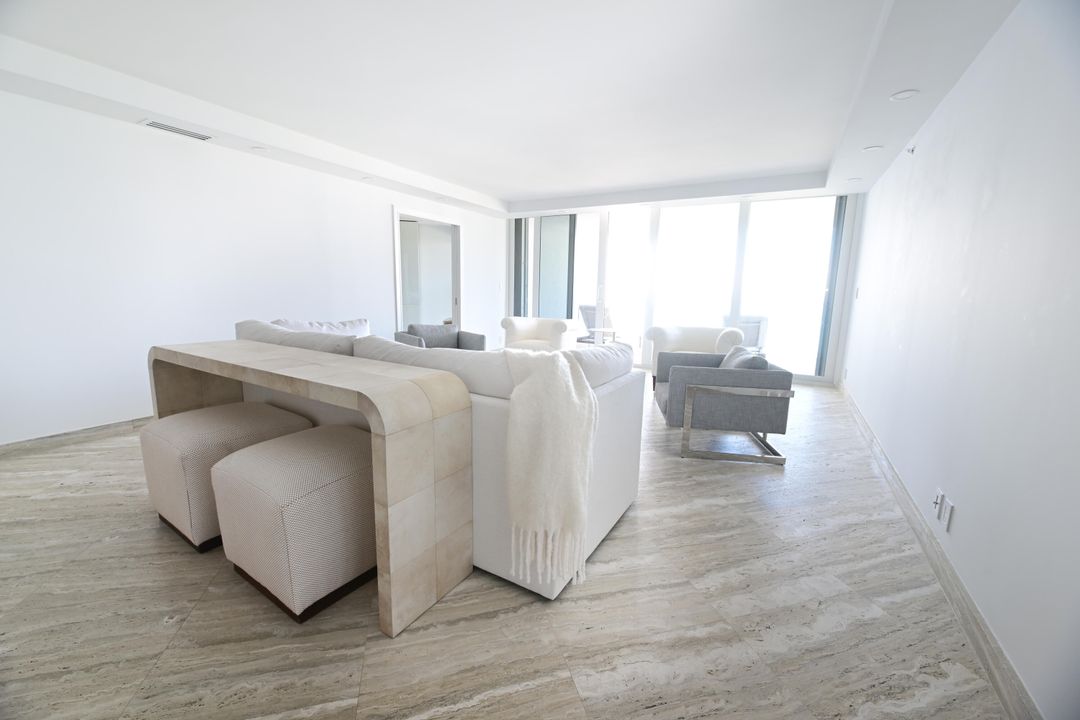 For Sale: $3,300,000 (2 beds, 2 baths, 2350 Square Feet)