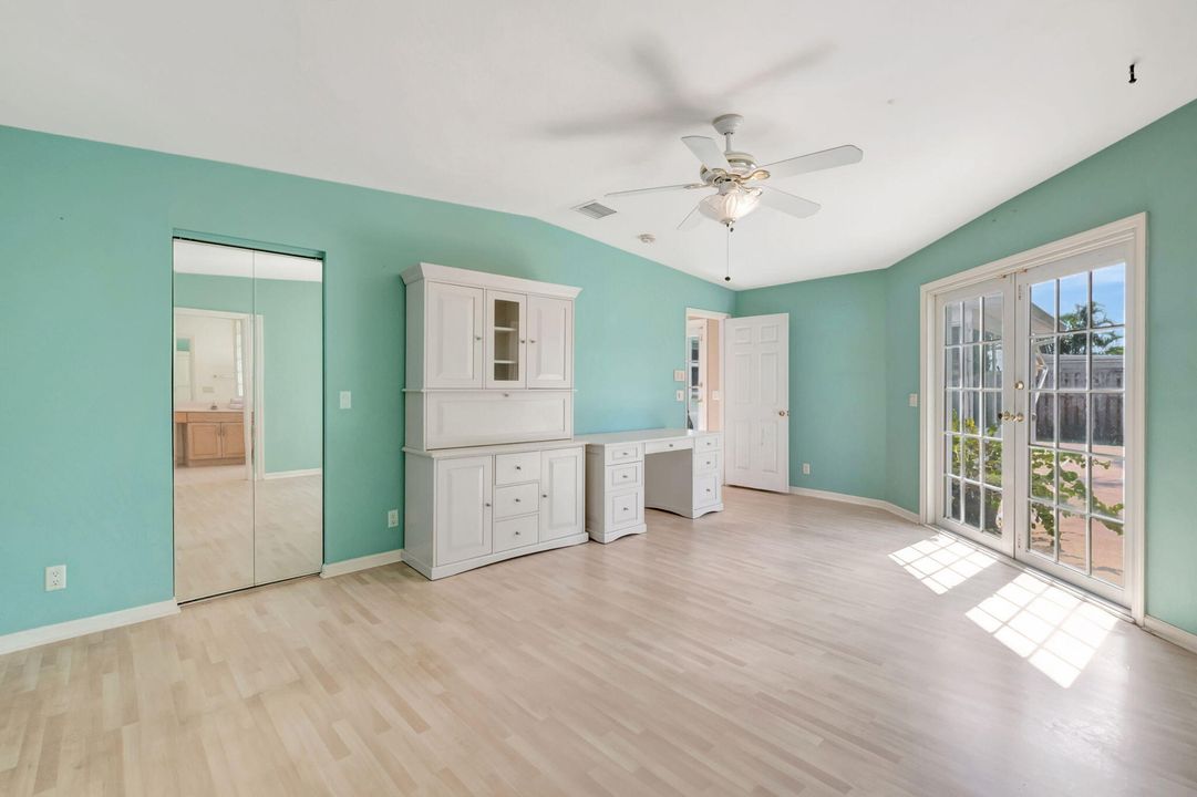 For Sale: $649,000 (3 beds, 2 baths, 1886 Square Feet)