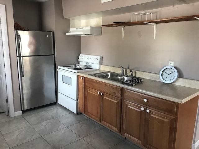 For Rent: $1,200 (1 beds, 1 baths, 544 Square Feet)