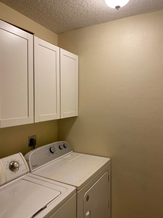 For Rent: $2,600 (3 beds, 2 baths, 1289 Square Feet)