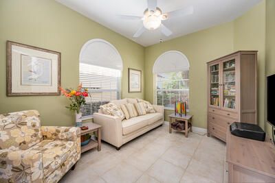 For Sale: $429,900 (3 beds, 2 baths, 2000 Square Feet)