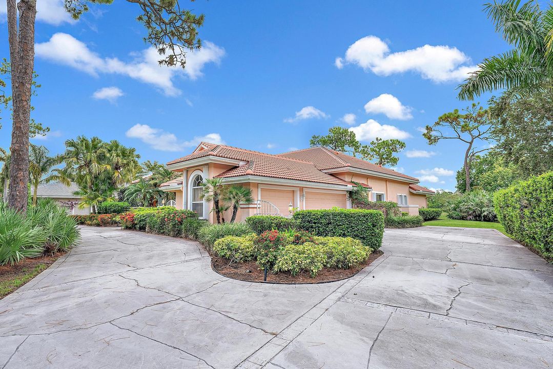 For Sale: $1,395,000 (3 beds, 3 baths, 3089 Square Feet)