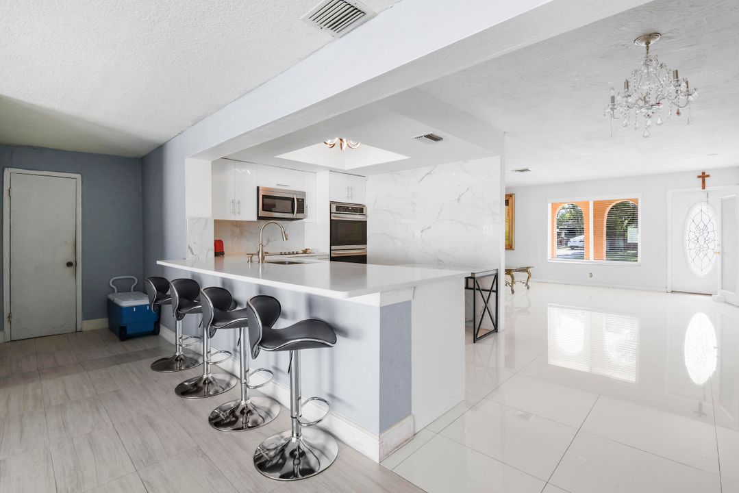 Active With Contract: $455,000 (3 beds, 2 baths, 1894 Square Feet)