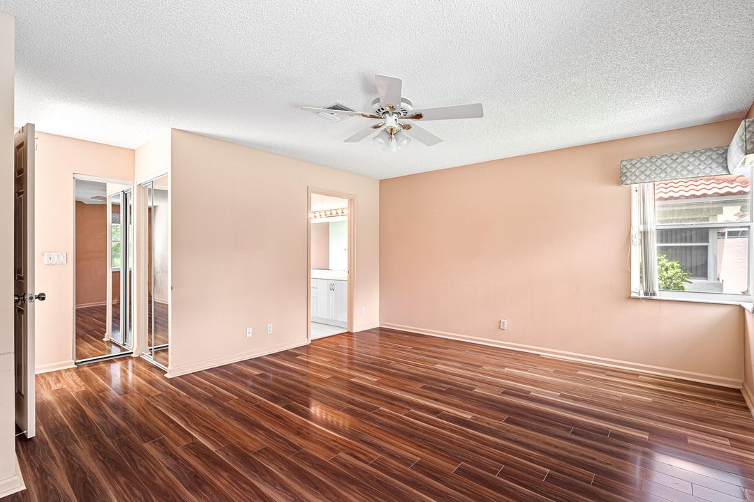 For Sale: $335,000 (2 beds, 2 baths, 1722 Square Feet)