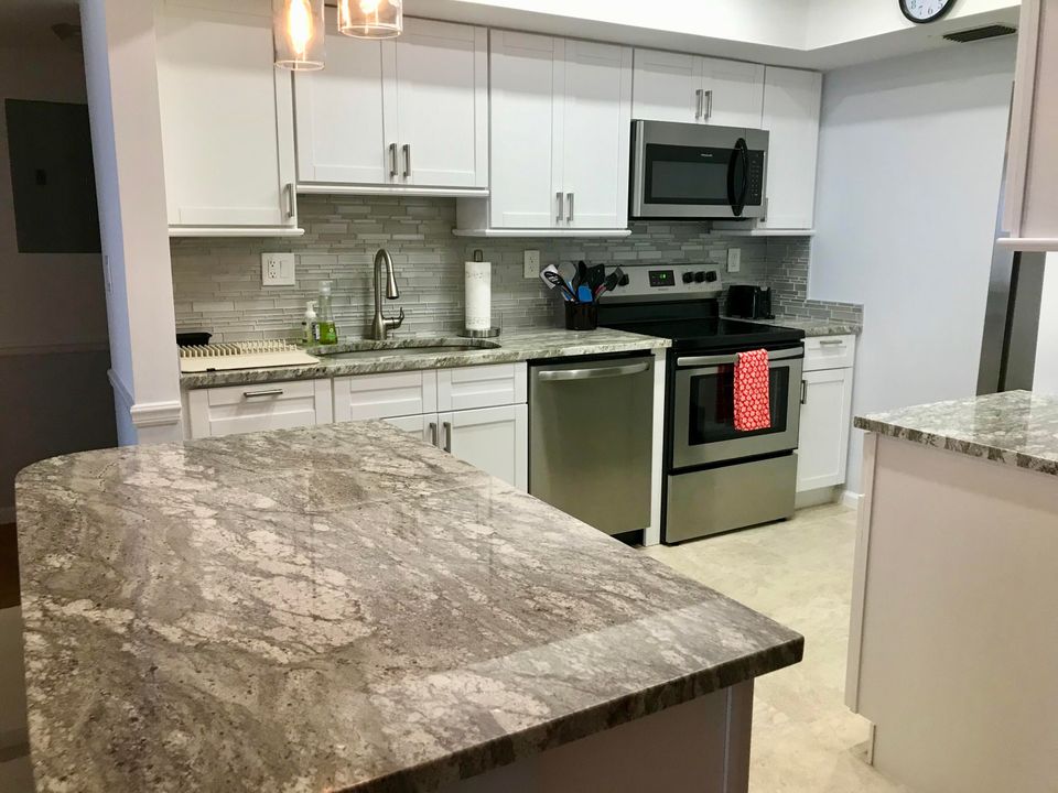 For Rent: $6,000 (2 beds, 2 baths, 1356 Square Feet)