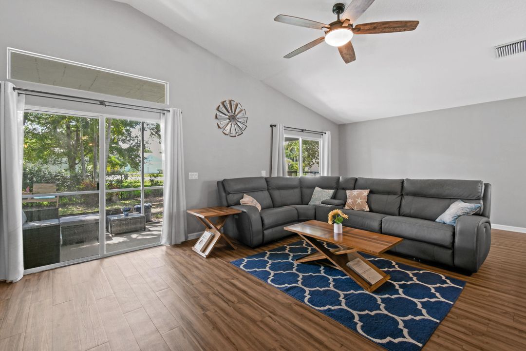 For Sale: $499,000 (3 beds, 2 baths, 1936 Square Feet)