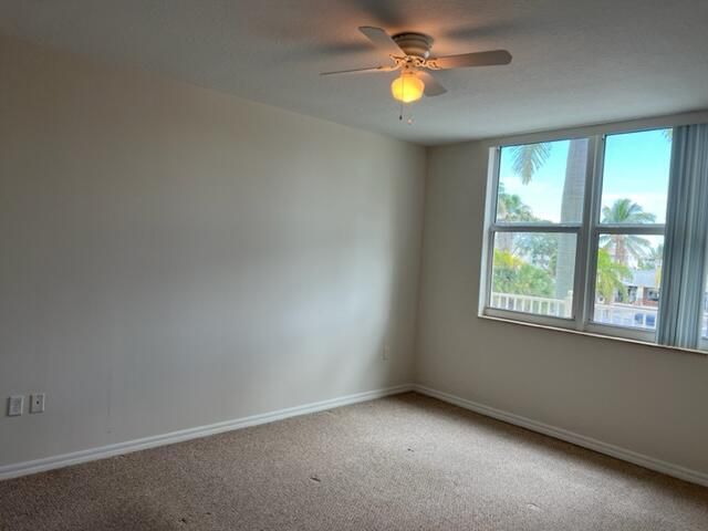 For Rent: $2,150 (1 beds, 1 baths, 783 Square Feet)