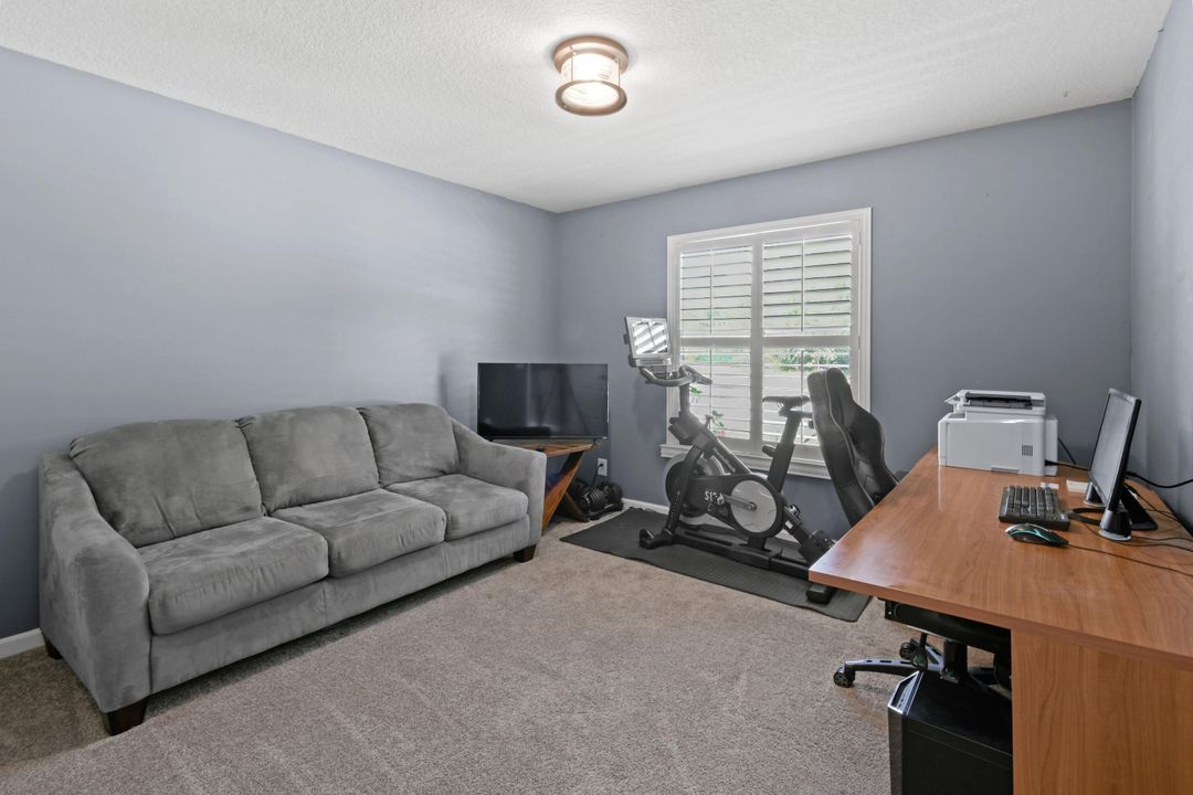 For Sale: $499,000 (3 beds, 2 baths, 1936 Square Feet)