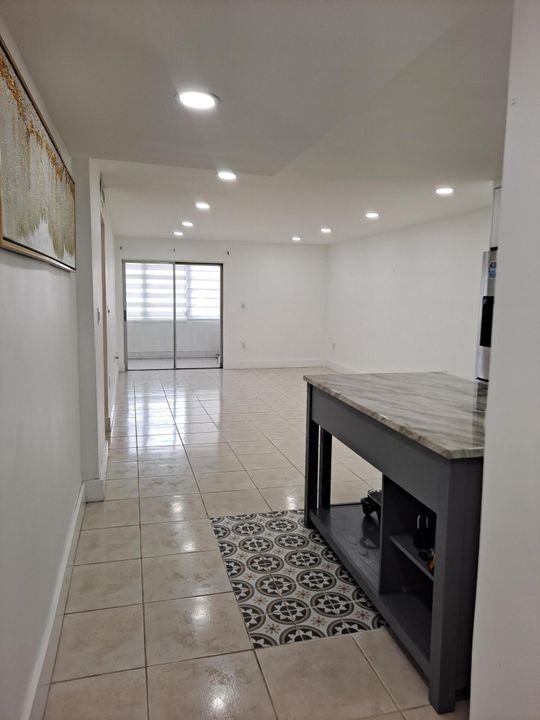 En Venta: $269,900 (2 camas, 1 baños, 998 Pies cuadrados)