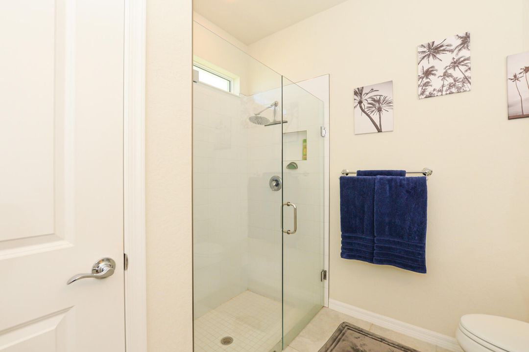 Active With Contract: $3,000 (3 beds, 2 baths, 1554 Square Feet)