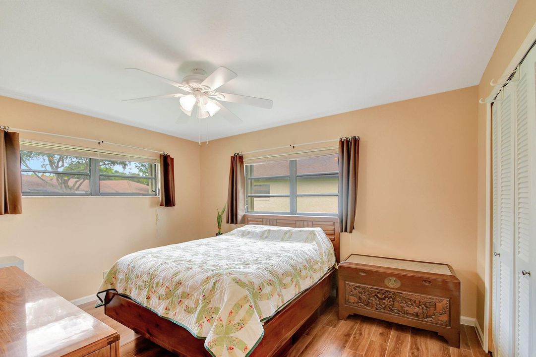 For Sale: $349,000 (2 beds, 2 baths, 1400 Square Feet)