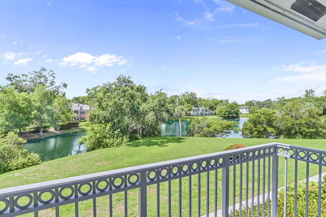 For Sale: $455,000 (3 beds, 2 baths, 1362 Square Feet)