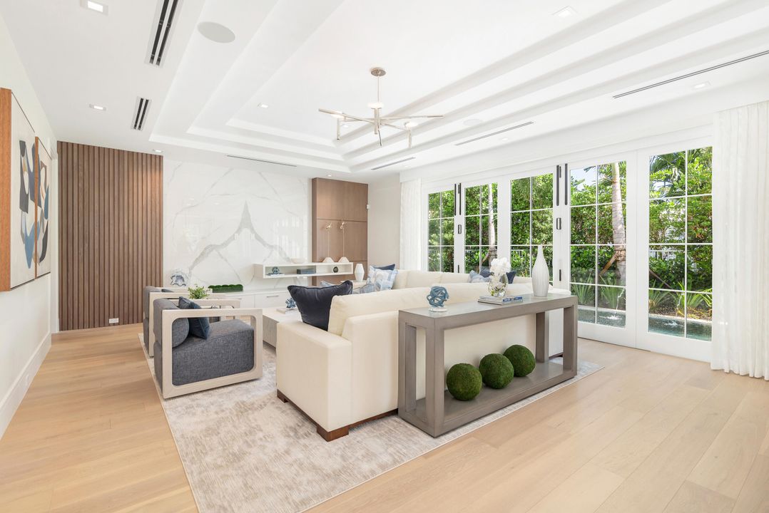 待售: $14,495,000 (4 贝兹, 4 浴室, 4001 平方英尺)