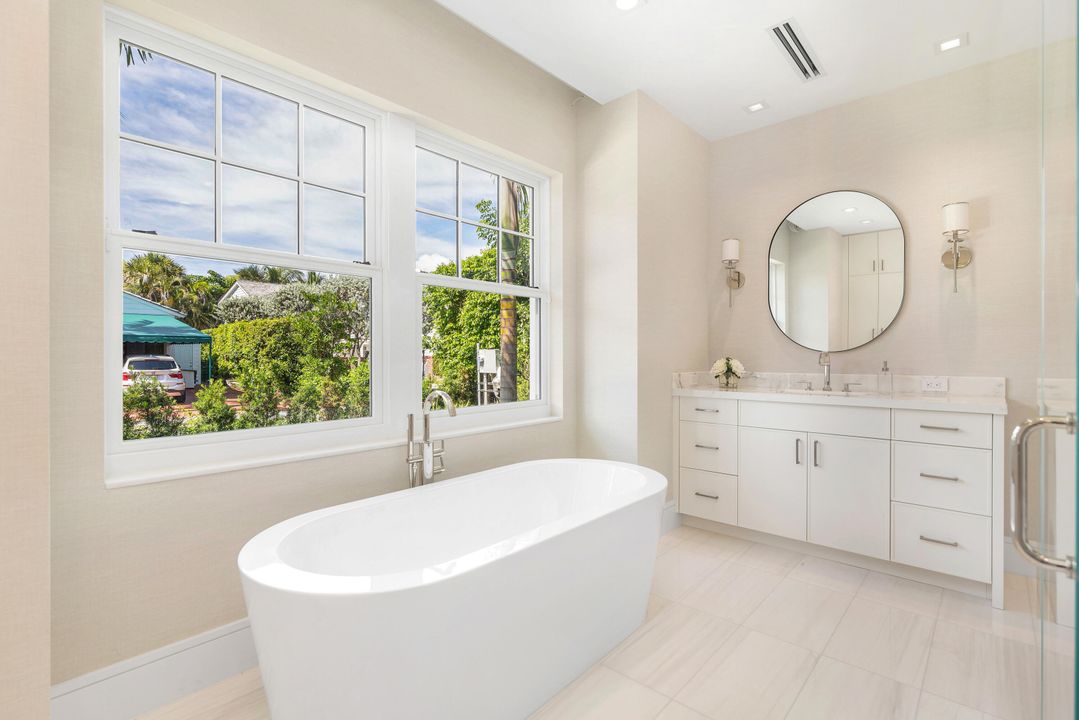 待售: $14,495,000 (4 贝兹, 4 浴室, 4001 平方英尺)