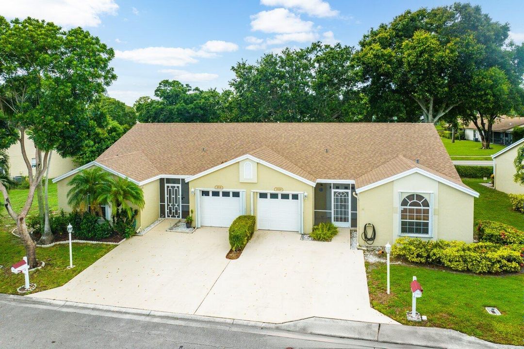 For Sale: $330,000 (3 beds, 2 baths, 1355 Square Feet)