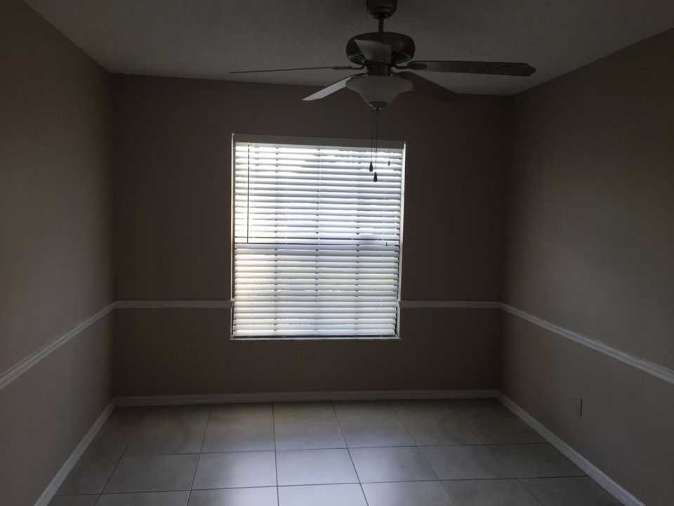For Rent: $3,100 (3 beds, 2 baths, 1876 Square Feet)