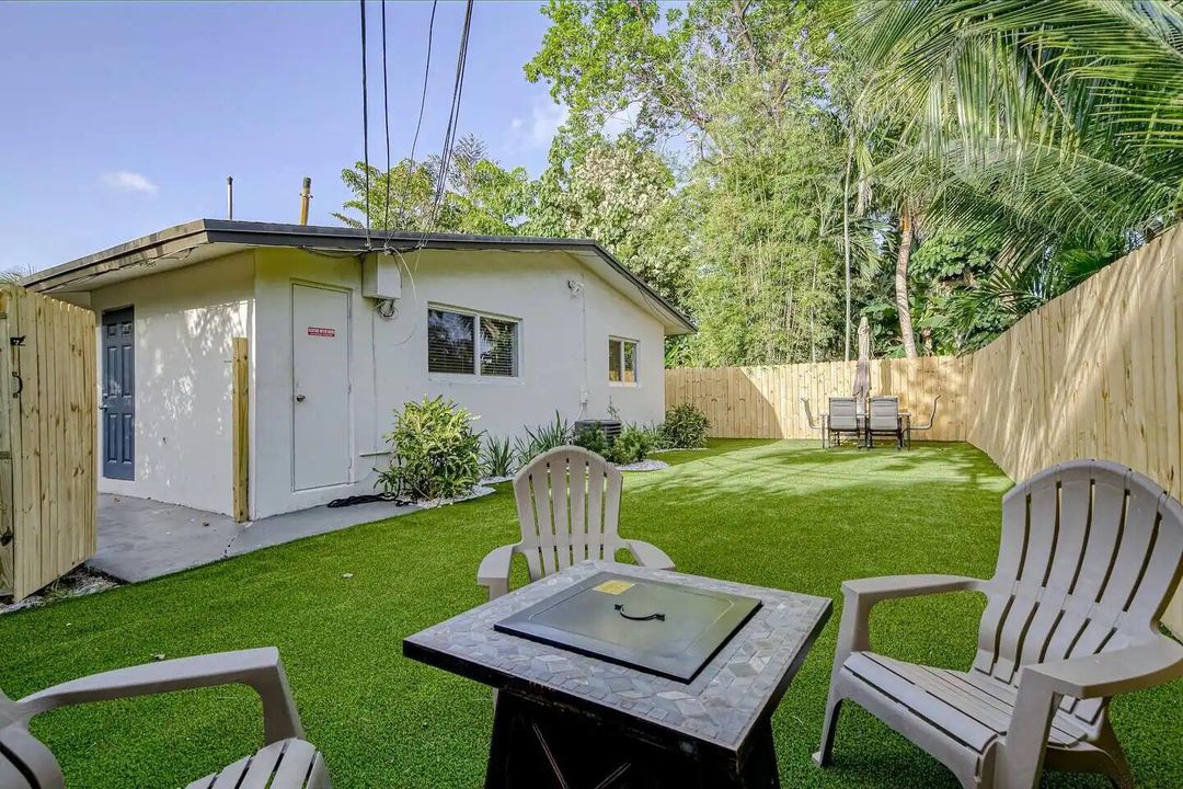 En Venta: $799,900 (0 camas, 0 baños, 1967 Pies cuadrados)