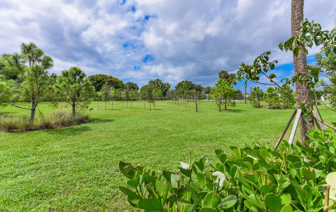 For Sale: $828,000 (3 beds, 3 baths, 1744 Square Feet)