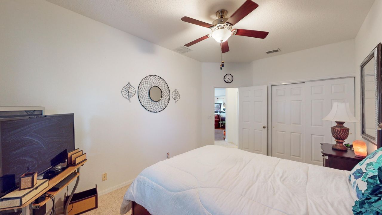 For Sale: $519,000 (4 beds, 2 baths, 2075 Square Feet)