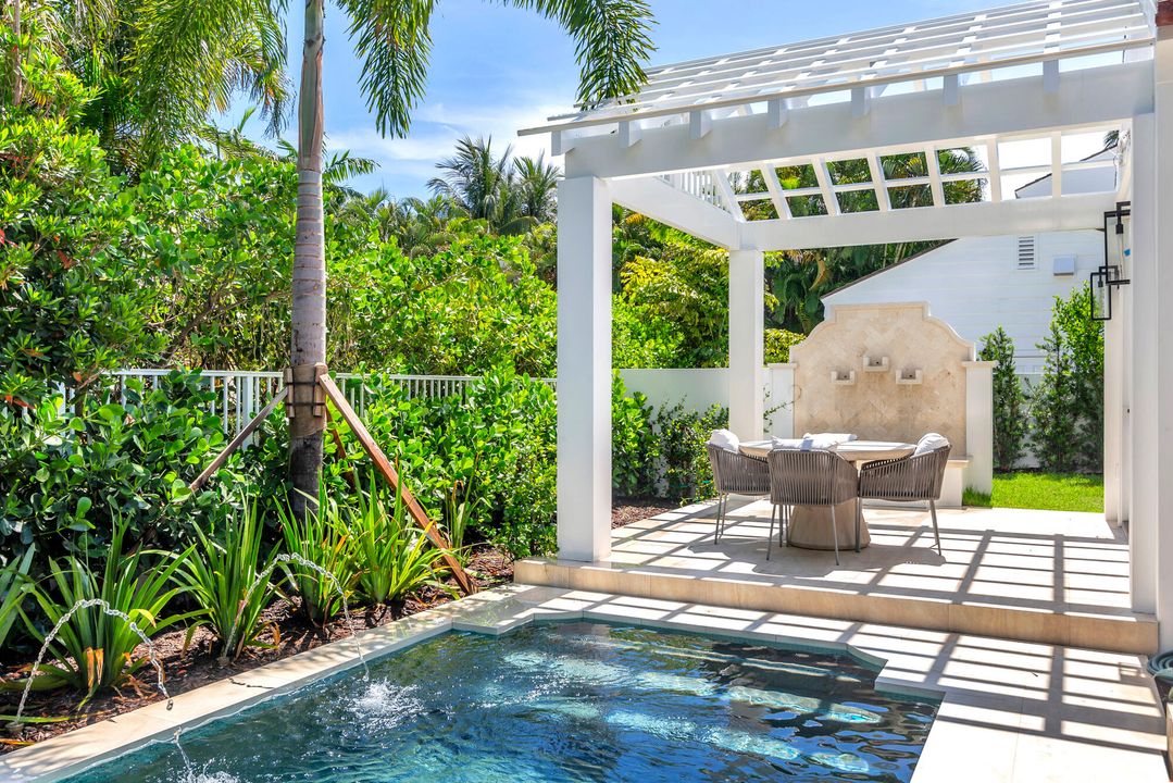 待售: $14,495,000 (4 贝兹, 4 浴室, 4001 平方英尺)