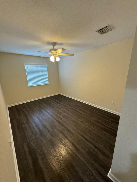 For Rent: $2,400 (3 beds, 2 baths, 1627 Square Feet)