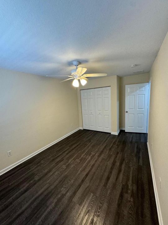 For Rent: $2,400 (3 beds, 2 baths, 1627 Square Feet)