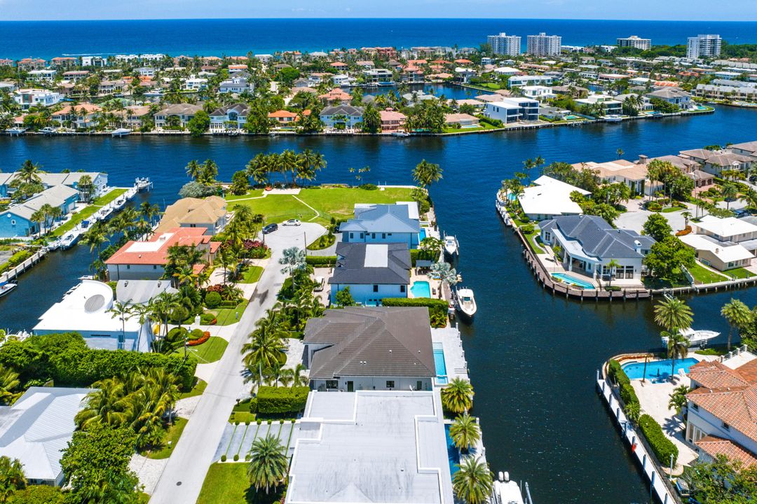 For Sale: $4,500,000 (4 beds, 3 baths, 2937 Square Feet)