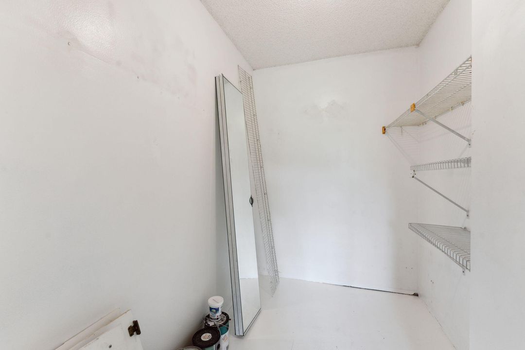 For Sale: $180,000 (2 beds, 2 baths, 770 Square Feet)