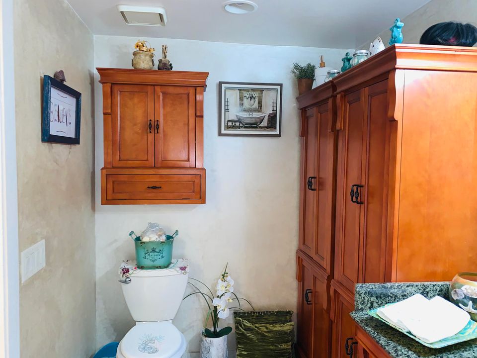 For Sale: $430,000 (3 beds, 2 baths, 1598 Square Feet)