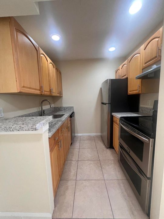 For Rent: $1,600 (1 beds, 1 baths, 625 Square Feet)