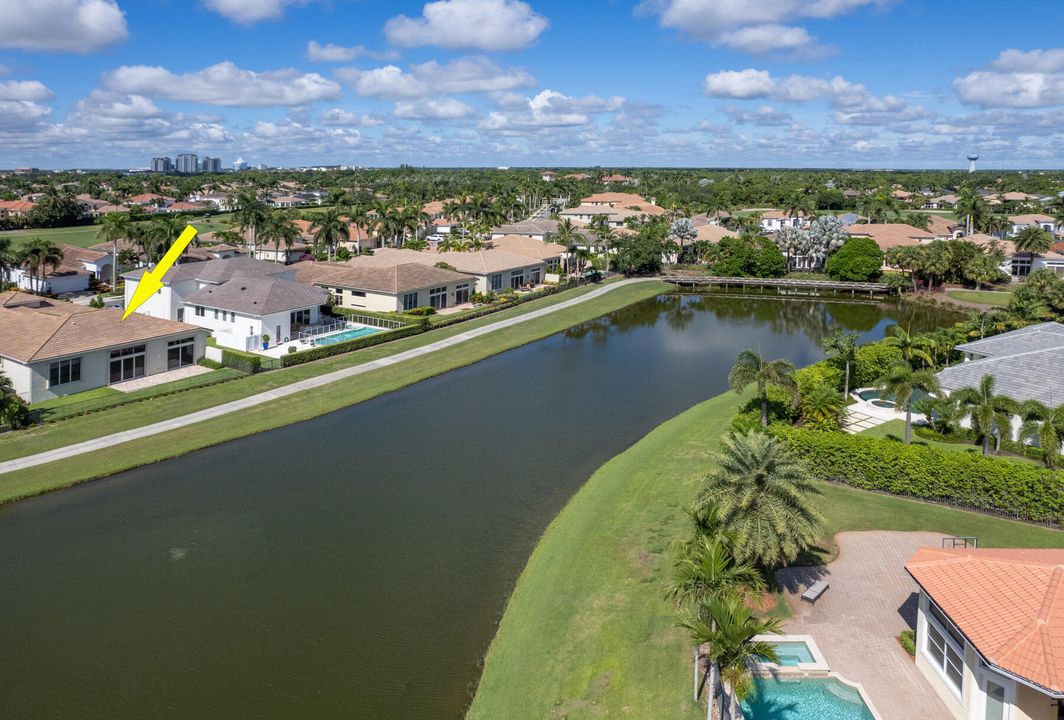 For Sale: $2,575,000 (4 beds, 3 baths, 3600 Square Feet)